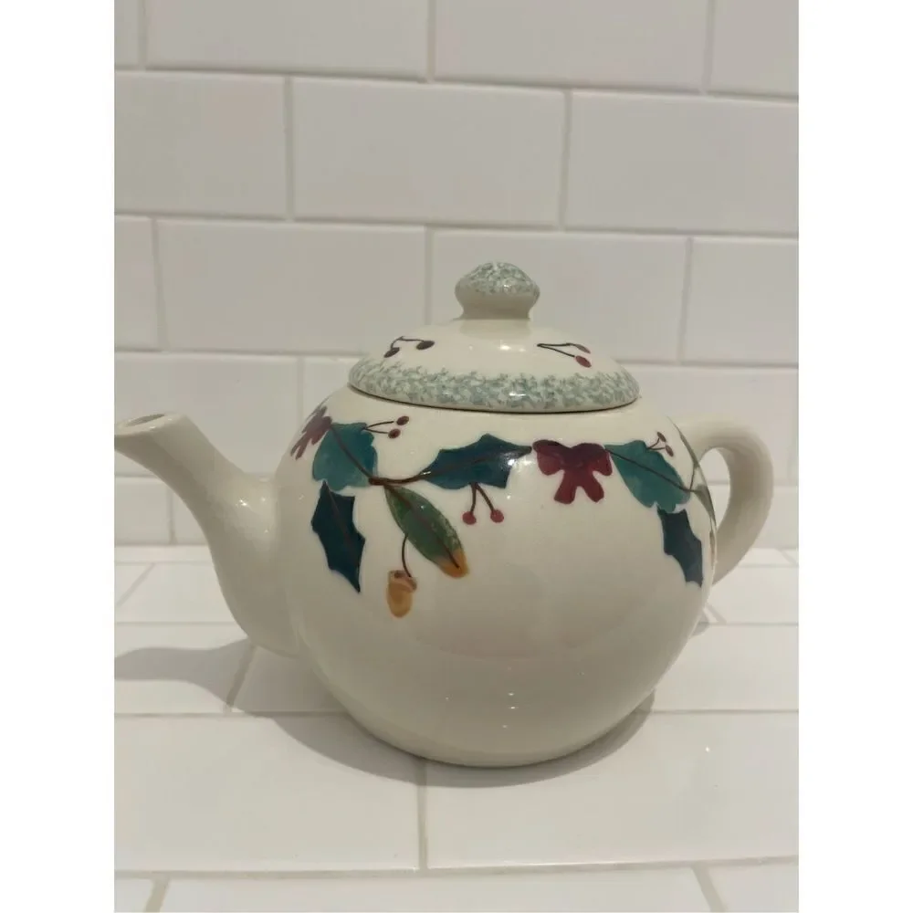 Vintage Hartstone Pottery Christmas Holiday Holly Teapot